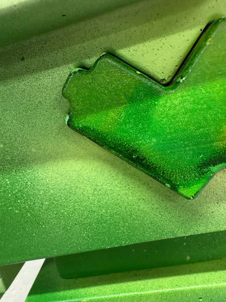 CONTRASTED 1ft Concrete Lovebot 1/1